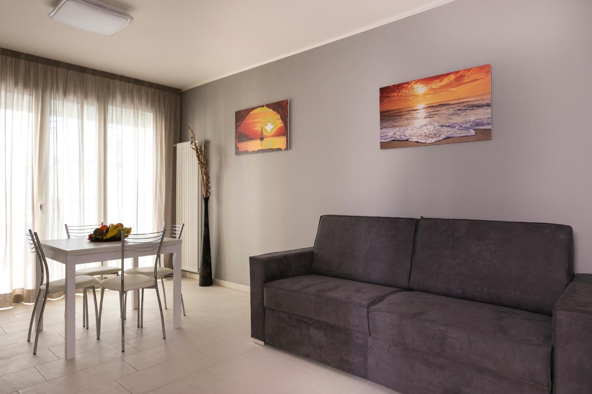 Residenza Riva Azzurra Aparthotel Rimini Ngoại thất bức ảnh